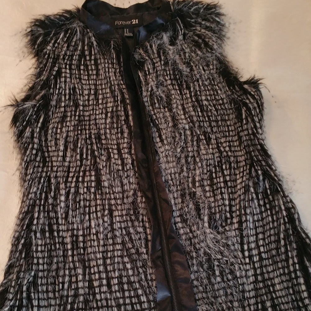 Forever 21 Faux Fur Vest